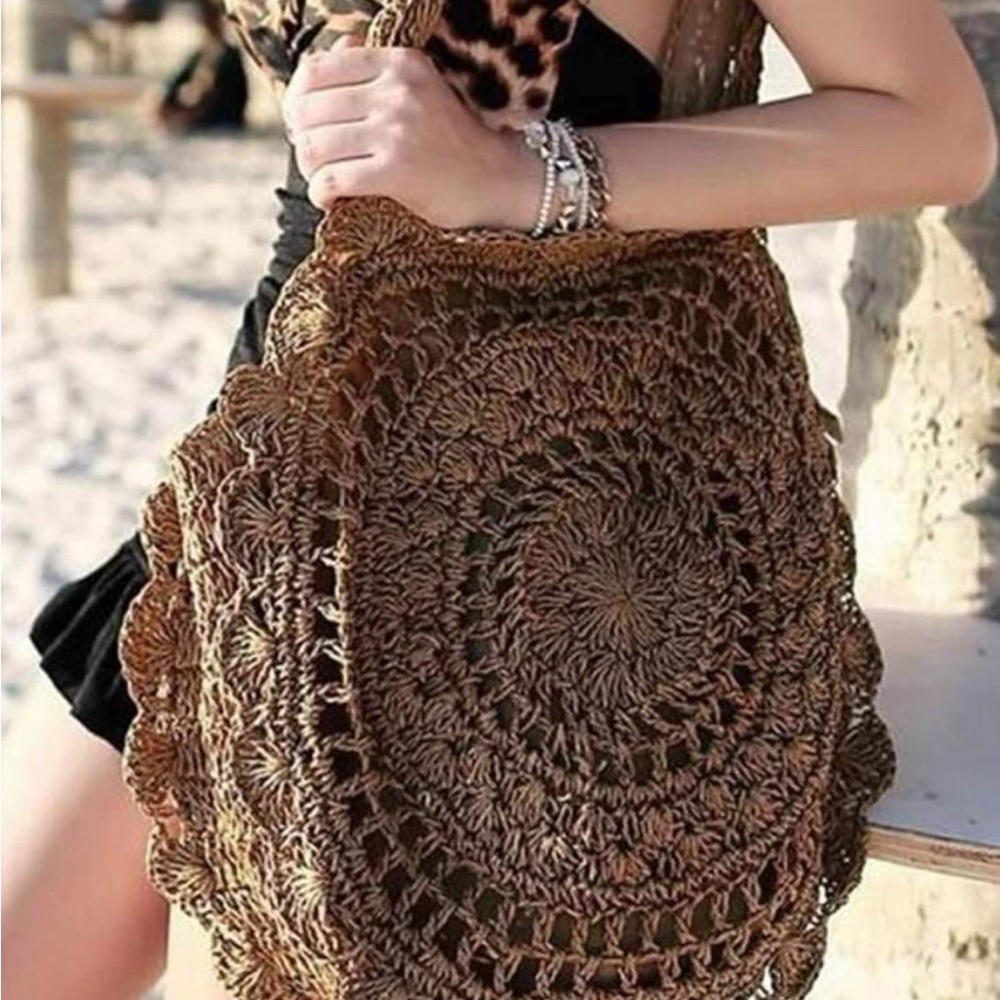 BOHO Minimalist Scallop Trim Straw Bag